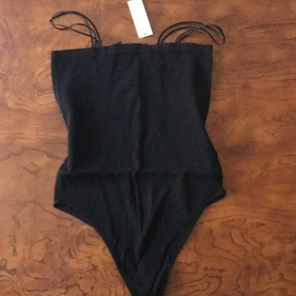 Francesca's | NWT Sienna Bungee Strap Seamless Bodysuit - Picture 8 of 14